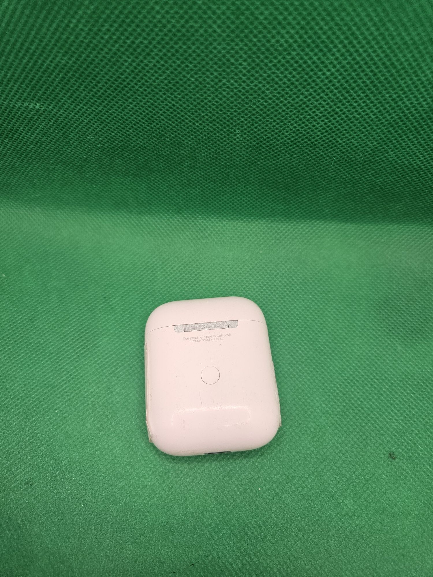Airpods 2 •Amanet Lazar Crangasi •51451