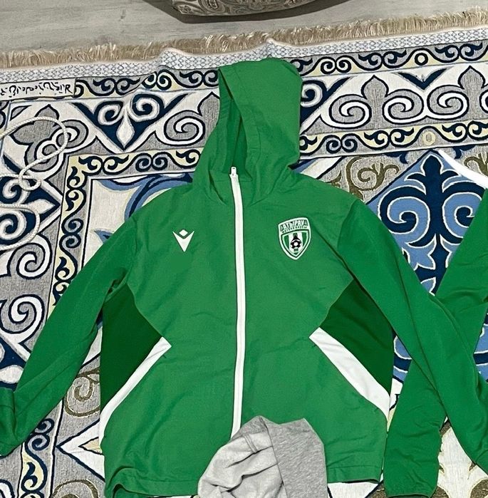 Продается спортивка FcAtyrau