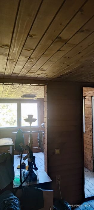 Teren intravilan 1180 mp + cabana de lemn Dealul Vatman  de vanzare