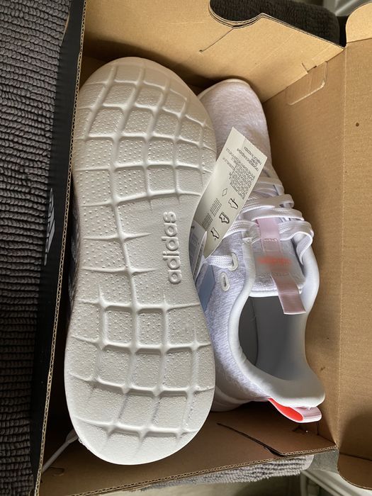 Нови маратонки adidas 38,5