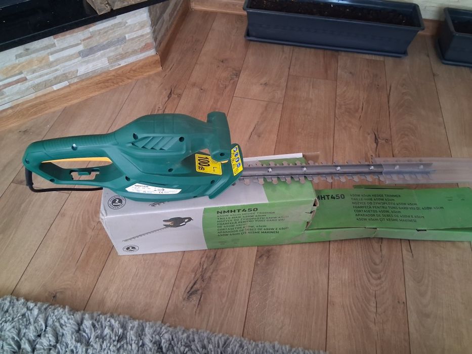 Foarfeca electrica ptr gard viu
