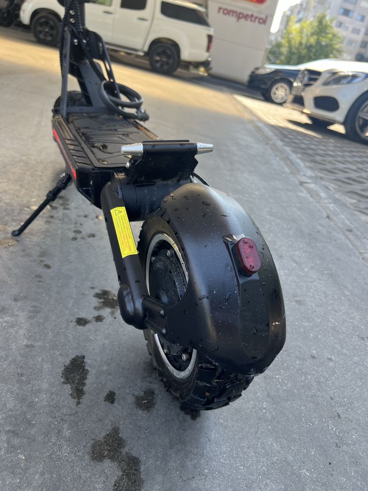 Електрическа тротинетка KUGOO G2 PRO