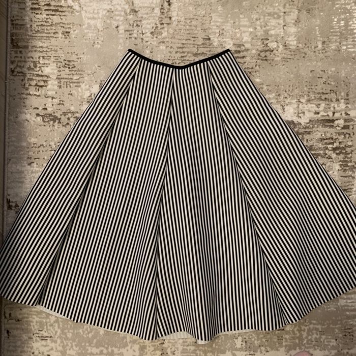 Продам юбку из неопрена