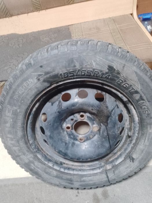 Продам 2 баллона в сборе отбалансированые готовые к использованию