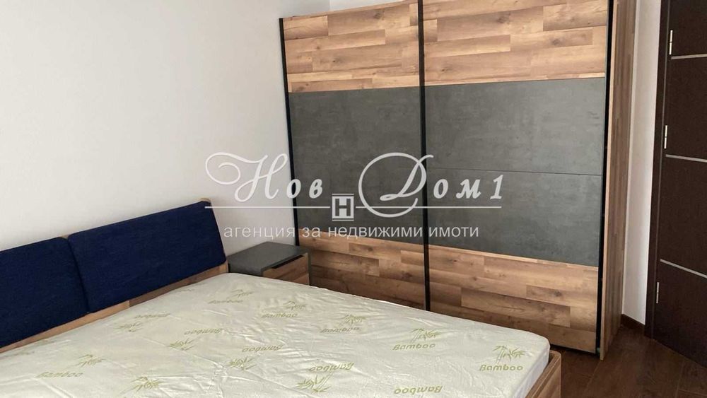 Продава се Двустаен апартамент в Варна, Левски - 70 кв.м за 8 €/кв.м - Снимка #4