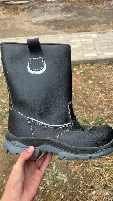 Сатылады зимний етік