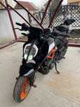 Vând motocicletă KTM duke 390 2023 și Yamaha MT03 660cm³