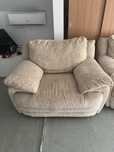 Fotoliu mare- disponibil2 foarte confortabile– perfect pentru relaxare