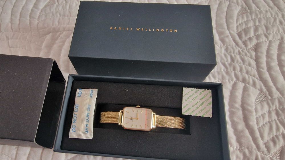 Ceas Dama DANIEL WELLINGTON Quadro Pressed EVERGOLD DW00100556