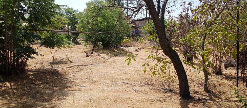 Уй сотилади Миробод тумани 10 сот.