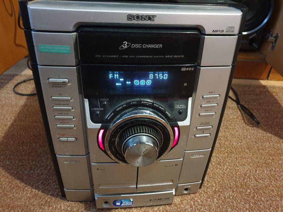 Combina audio amplificator