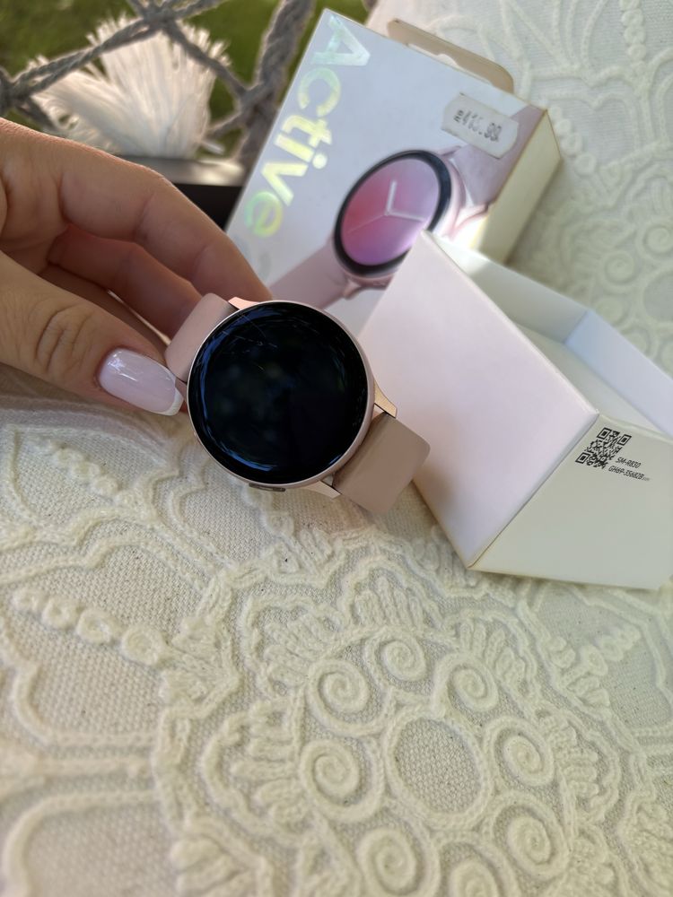Часовник Samsung ACTIVE 2