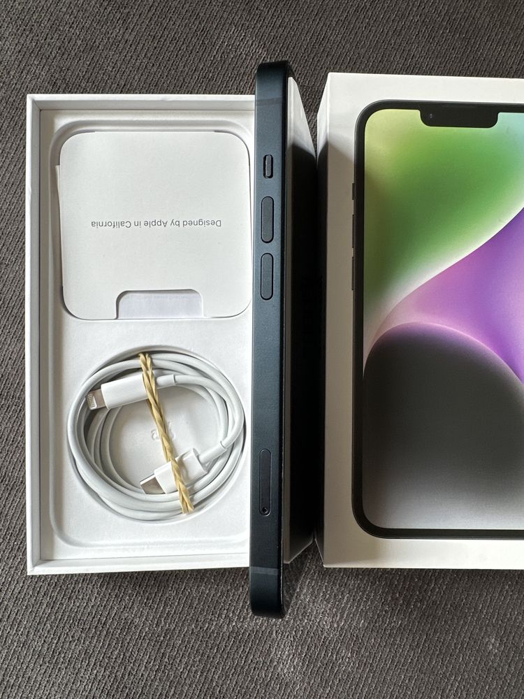 Apple Iphone 14 128 черен Отличен