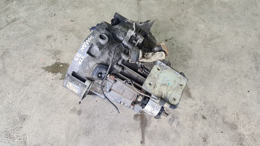 Cutie de viteze vw sharan 5 trepte 1.9 tdi an 1999