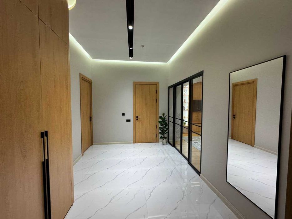 Бадамзар, Казы махалля, метро Минор, 5 минут  Алайского Площадь: 75м²;