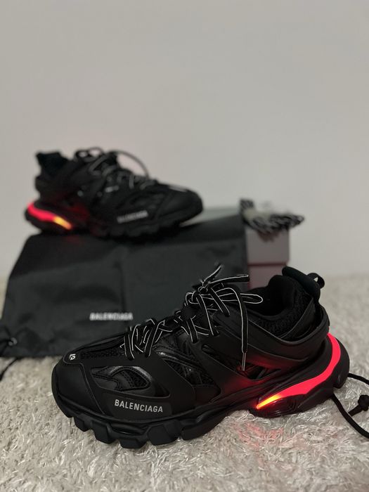 Balenciaga Track cu led