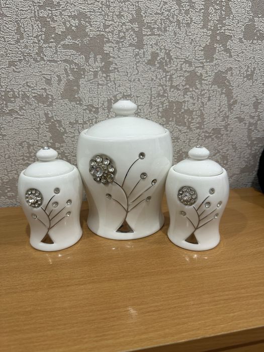 Продам емкости для кухни!!! Сахарница, перечница, солонка