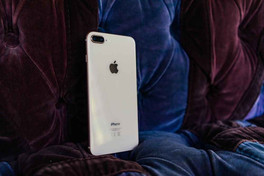 Продам iphone 8 plus