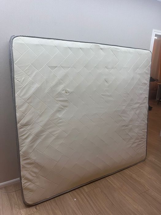 Матрас 180 на 200 б/у