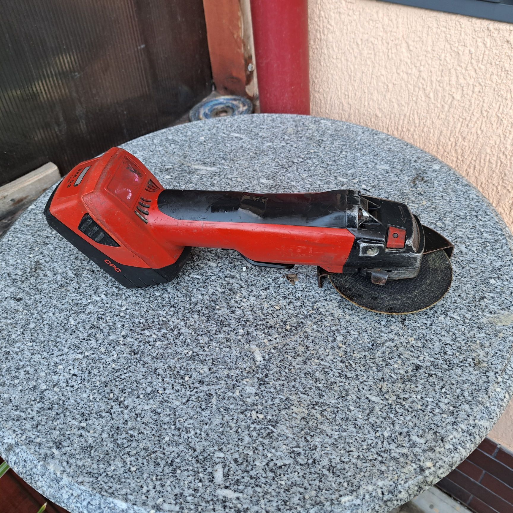 Flex HILTI pe acumulator