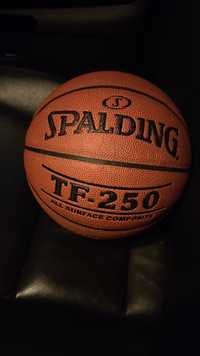 Spalding TF-250 Баскетболна топка