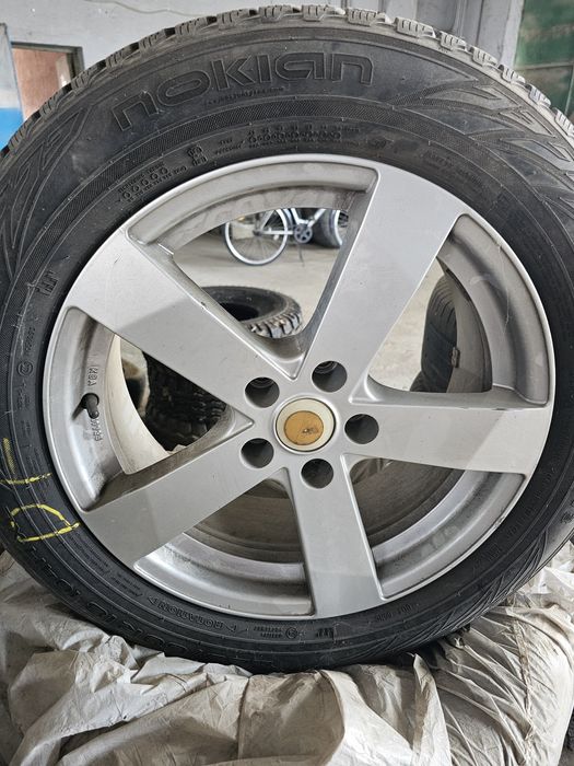Folosit! 225/60/18