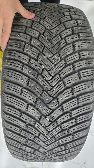 Шины Continental IceContact3