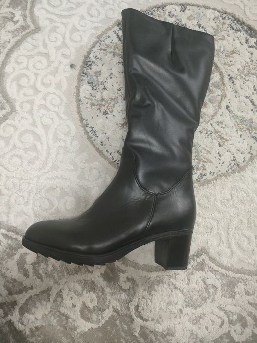 Сапоги женские новые