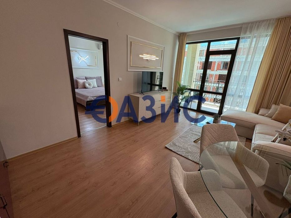 Продава се Двустаен апартамент в к.к. Слънчев бряг - 83 кв.м за 1127 €/кв.м - Снимка #4