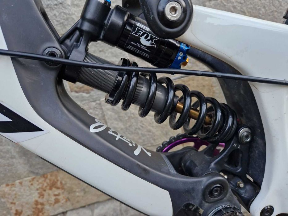 Downhill Велосипед Santa Cruz V10 DH 2017 27.5 XL