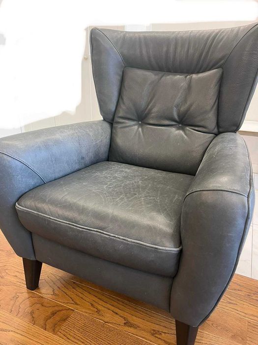 2 бр.кожени фотьойла