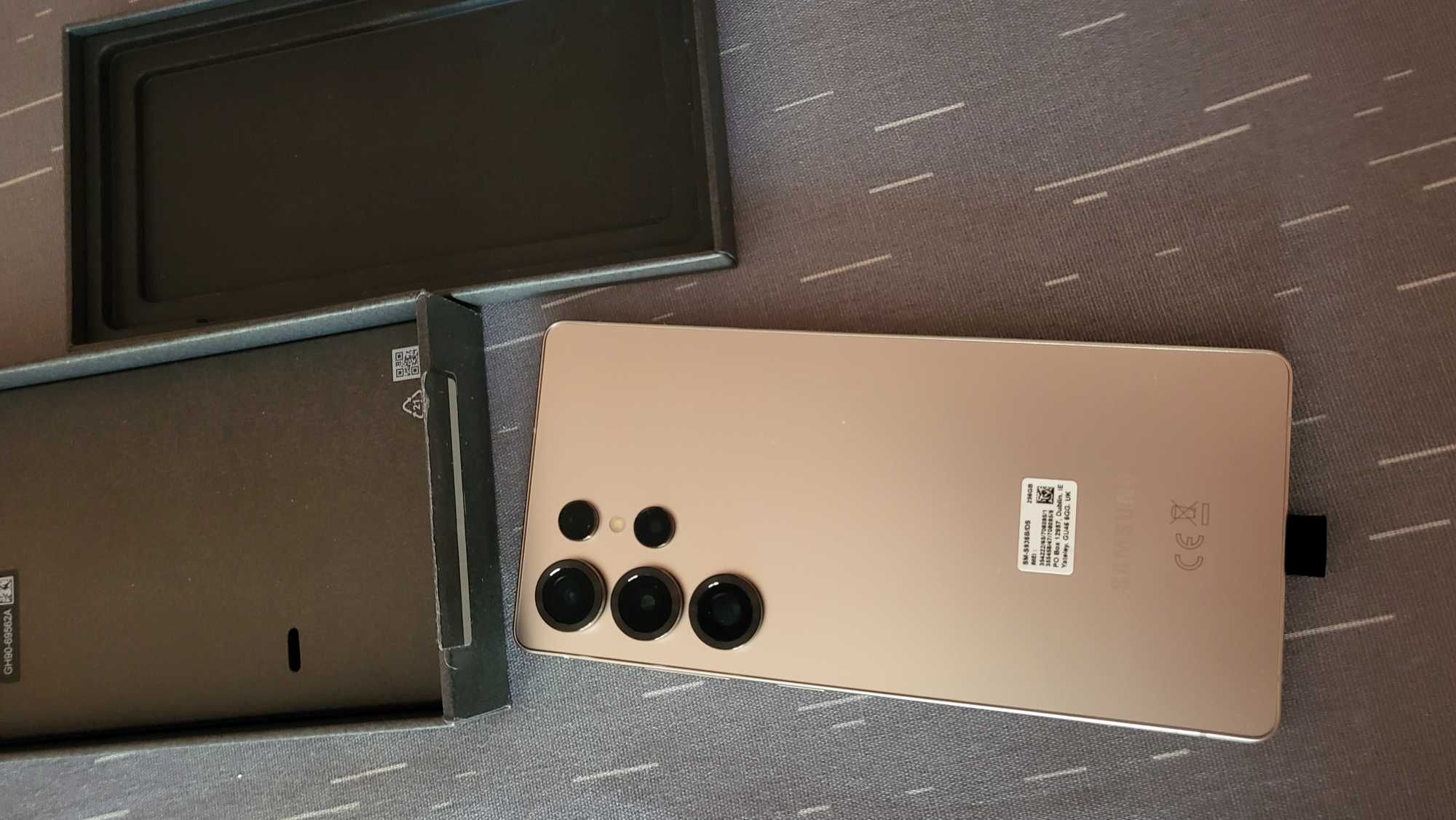 Samsung S25 ULTRA-нов!