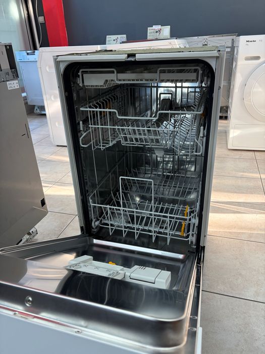 Miele G4620 тясна миялна за частично вграждане/24 мес гаранция