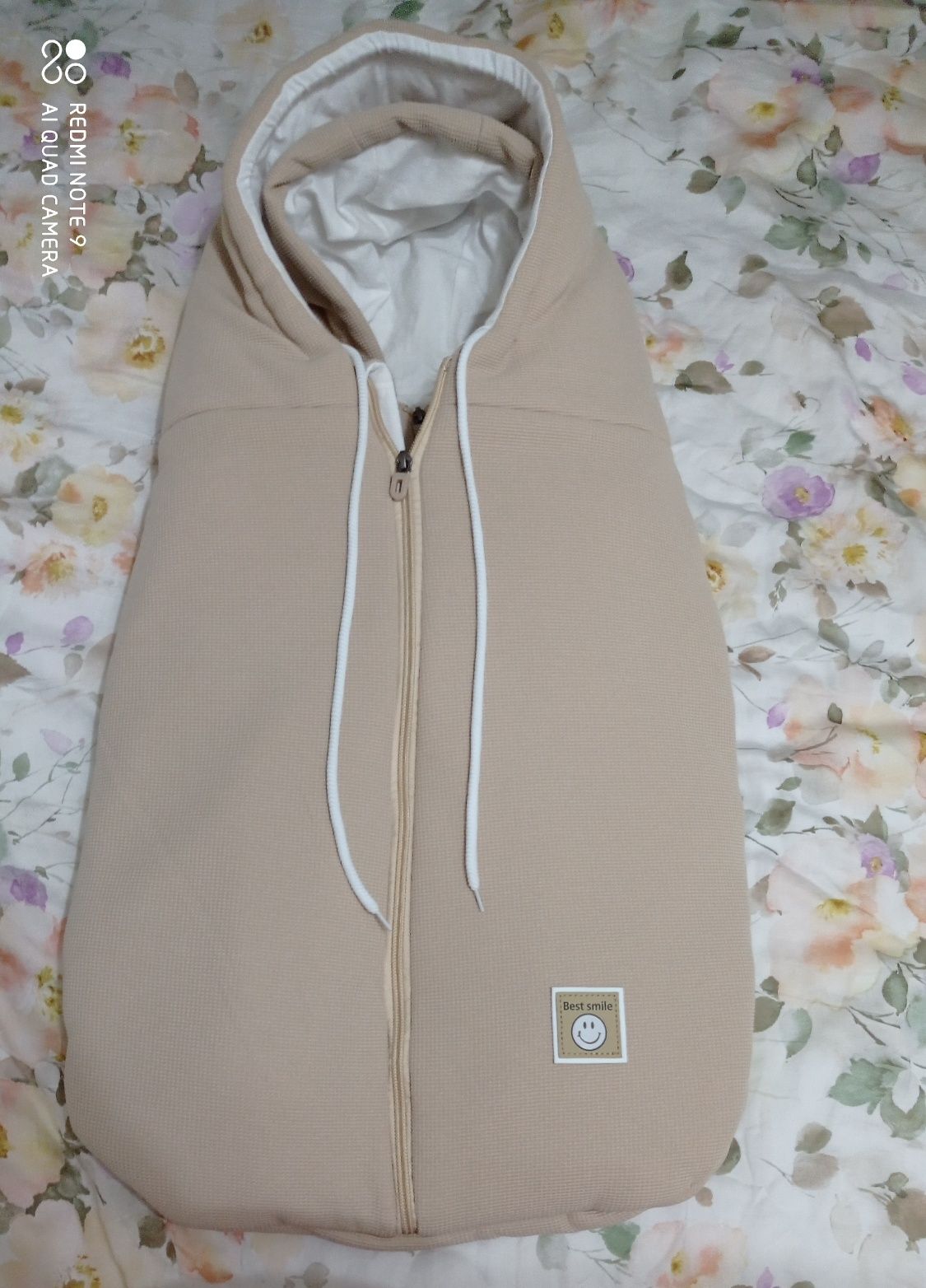 Продам б/у( но новый) конверт для выписки( Осень- весна).