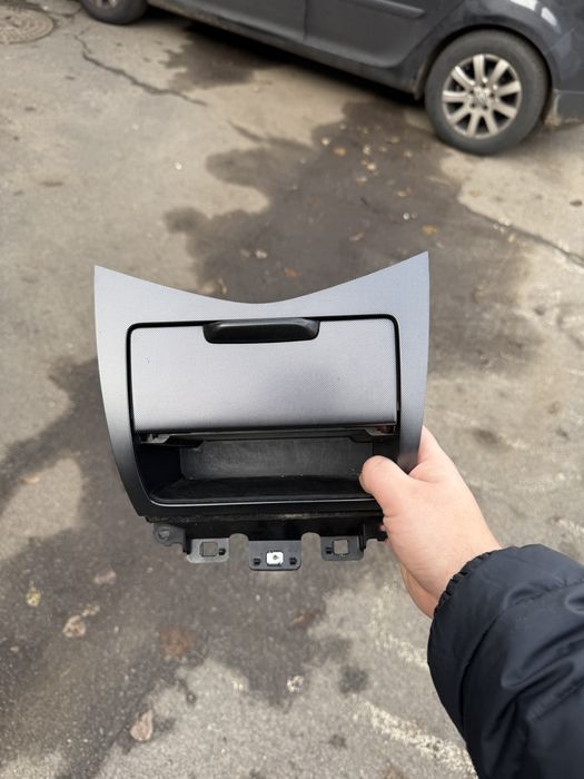 Honda Accord 7 Piese de interior, radio (magnetofon), climatizare