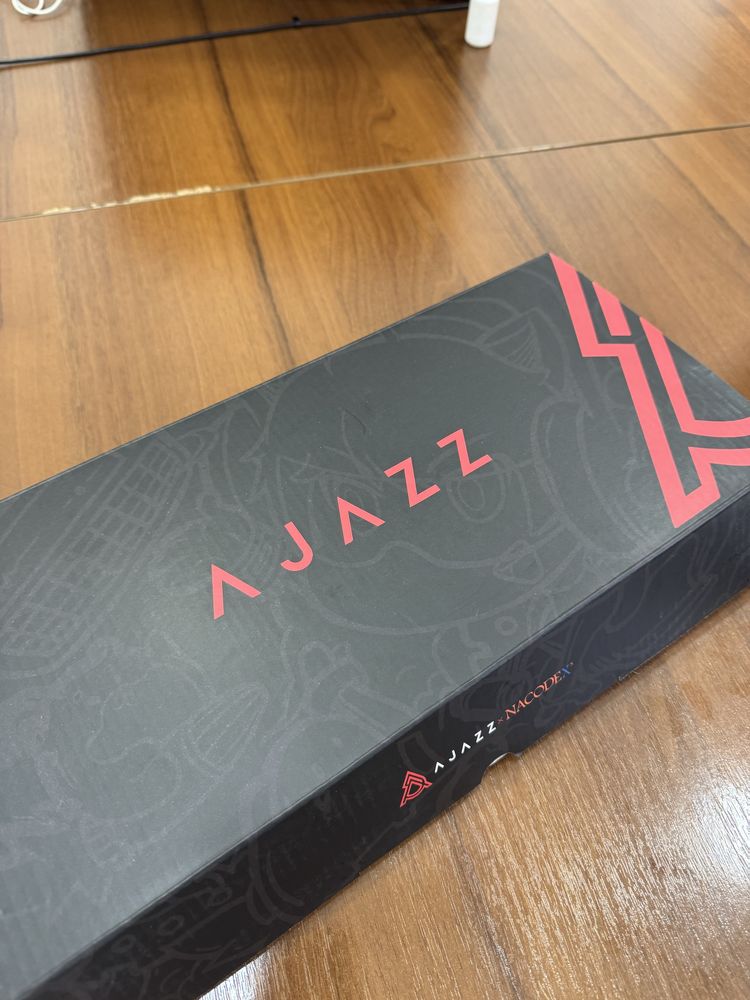 Клавитура Ajazz RGB механика