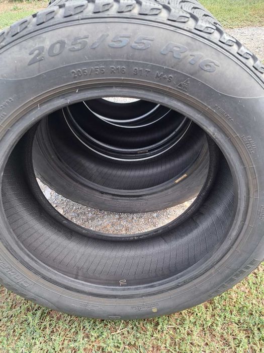 Зимни гуми Pirelli - размер 205/55/16