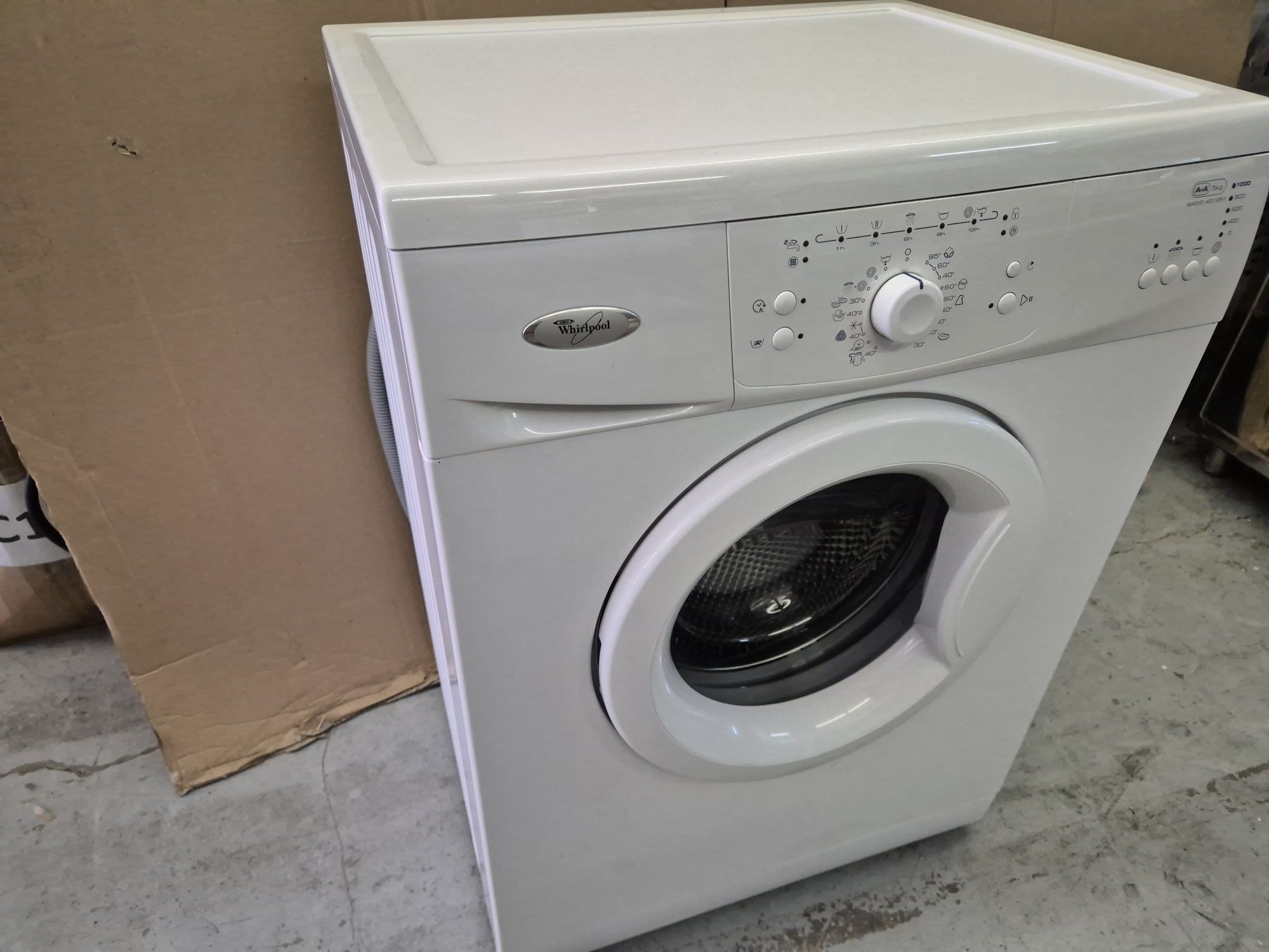 Mașina de spălat Whirlpool 5 kg 1000 rotatii A+ AWO/D 431251