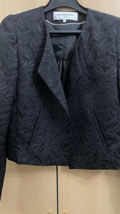 Продам жакет- болеро . Gérard Darel
