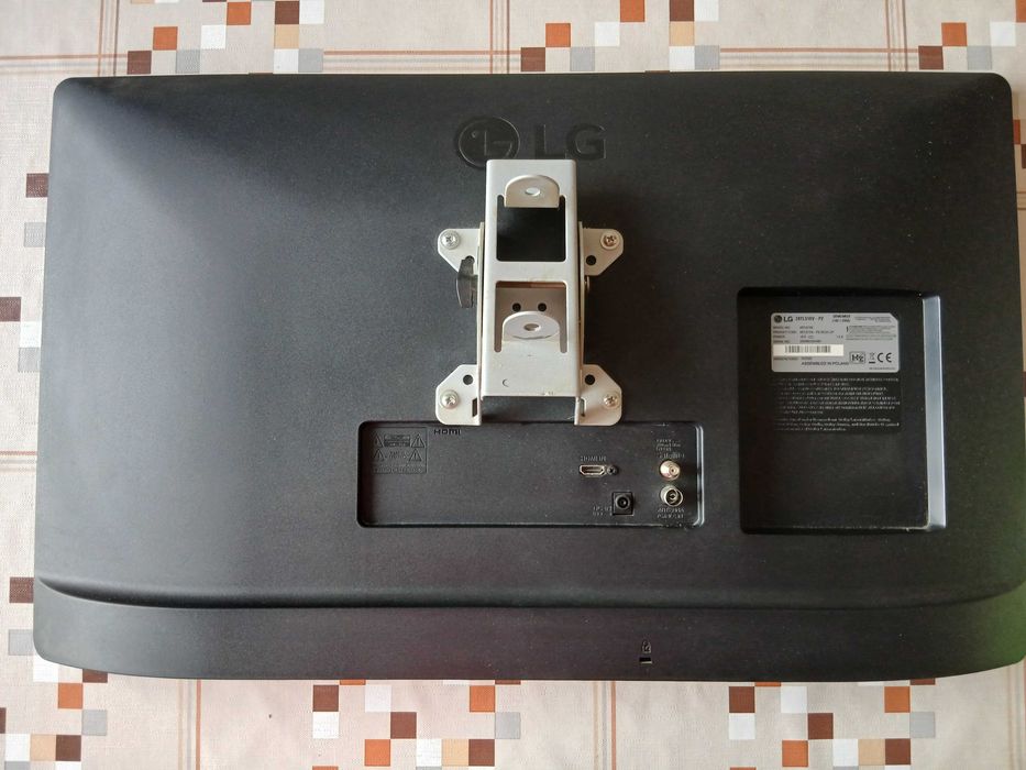 Телевизор/монитор LG, 28"