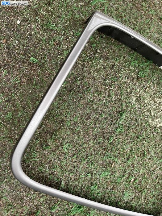 Rama Grila Ornament de la Radio CD Player Consola Centrala Dacia Logan 2 2012 - 2022 [C4532]