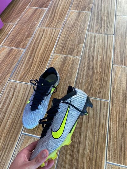 Ghete nike mercurial