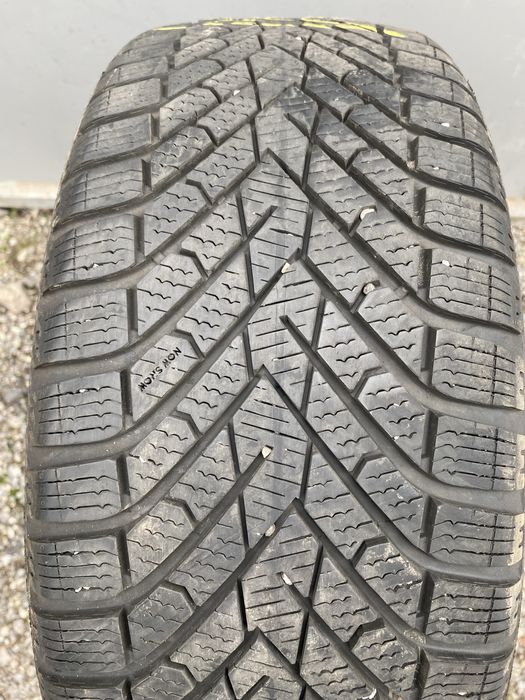215/40/18 Pirelli 2 бр 2023