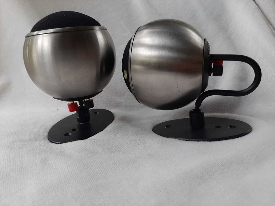 Anthony Gallo Acoustics Nucleus Micro – дизайнерски тонколони