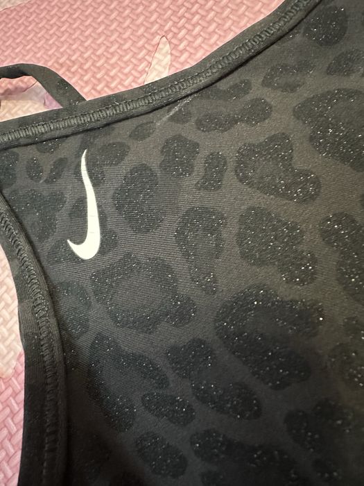 Дамско бюстие Nike