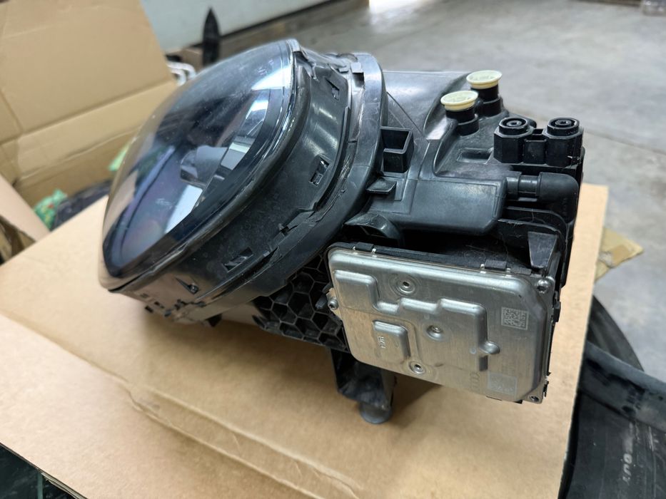 Фарове Porsche Cayenne 9Y0 година full led