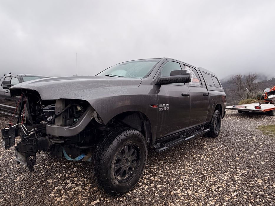 Dodge Ram 1500 AN 2015 Autoutilitara 4x4 Recent Adusa