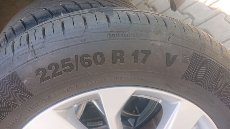 Anvelope vara Continental ContiPremiumContact 5 225 60 R 17 Hankook