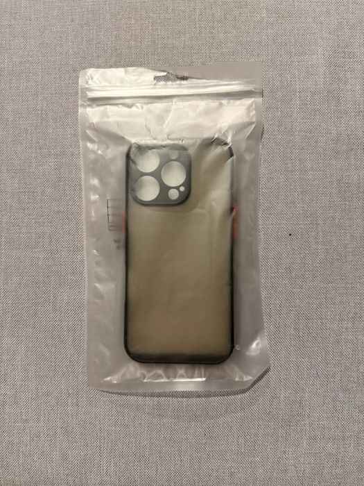 Продавам калъфи за iphone 11, 12, 13, 14, 15, 16, 17