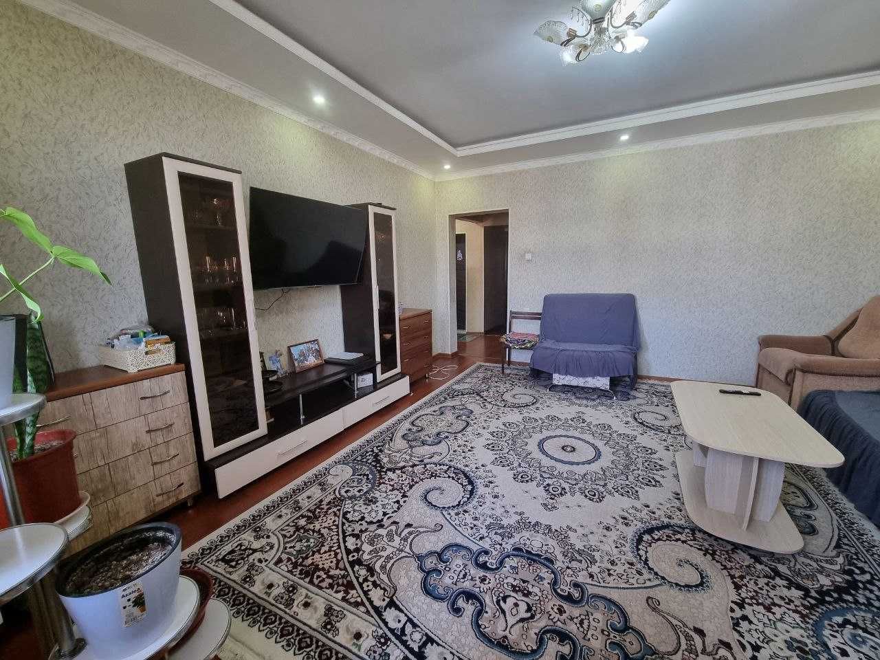 Юнусабад-14 квартал, 3-х переделанная в 4-х/4/9 ор-р Самара 78.1 м² =